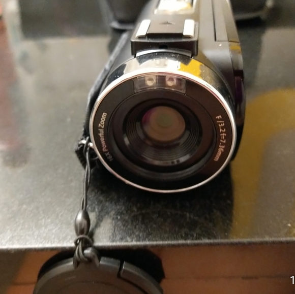 **NEVER USED** DVC camcorder with accessories! - Picture 6 of 15